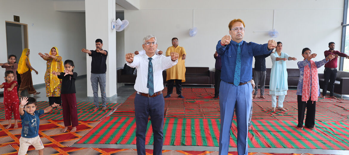 international yoga day celebration at govind madhav global school niwai tonk